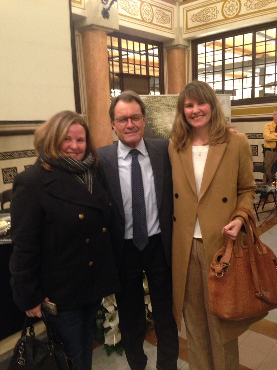 A la presentació de la 54a <a href="/firaoli/">Firaoli Bint Fuad</a>  amb el @presidentMas  . <a href="/InfoOlisroc/">OlisRoc</a> estarà present els pròxims 20, 21 i 22 a #firaoli #olisroc