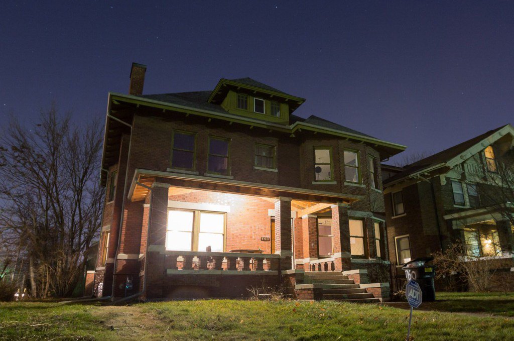 seriouslytech's tweet image. Eric Schmidt-backed HouseCanary raises $33 million seriouslytech.com/2017/01/12/10/…