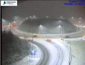 SFMRadio's tweet photo. #sfmtn This is the latest pic from the #StockburyRoundabout in the #snow here in #Sittingbourne. https://t.co/Ha9etHEJT1