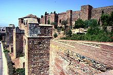 EnPeninsula's tweet photo. #ArteMedieval La Alcazaba de Malaga fue una fortificacion palaciega de la epoce musulmana https://t.co/lunmBl4BDD