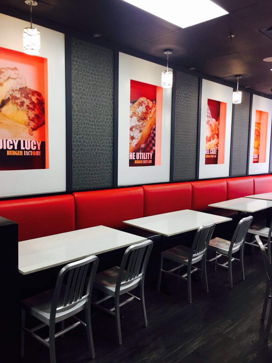 tossdownca's tweet photo. @burgerfactory #mississauga  #halal https://t.co/KgnpINFMxL