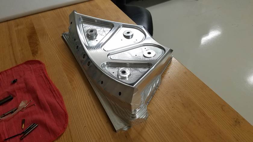 Mastercam's tweet image. Our Manufacturing Lab is busy today cutting some dynamic parts... 35 mins to cut! #dynamicmotion #manufacturing