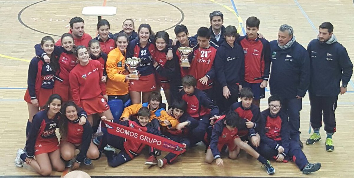 rgcchockey's tweet photo. Los cadetes de hockey del RGCC se van a Madrid este fin de semana y las chicas a Santander  ¡les deseamos toda la suerte del mundo! https://t.co/Xj7Q1GaJDy