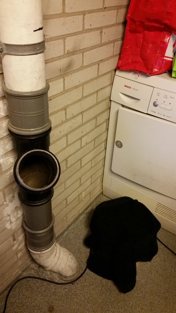 klaasdefluiter's tweet photo. @weewim @HarryLasso  hebben ze deze ook hangen https://t.co/YL5rbCTPVE
