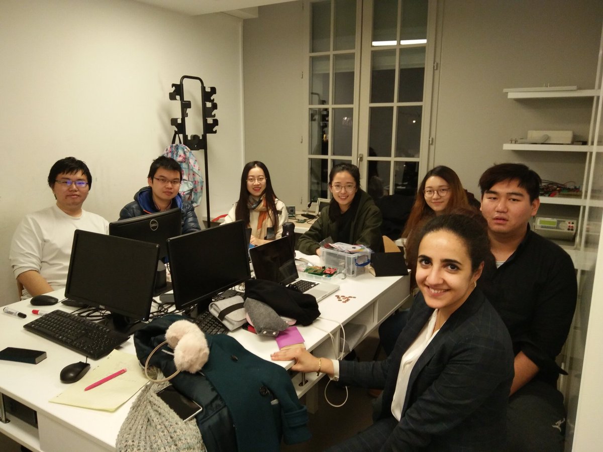 SignSpeakerTranslat tweet media