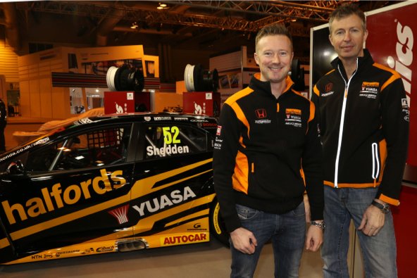 scotcars's tweet photo. @gordonshedden unveils 2017 @DunlopBTCC @hondaracingbtcc Civic Type R @Autosport_Show — @krcircuit https://t.co/jgm7tCBgTV @HondaUKPR https://t.co/MX7C1QtScw