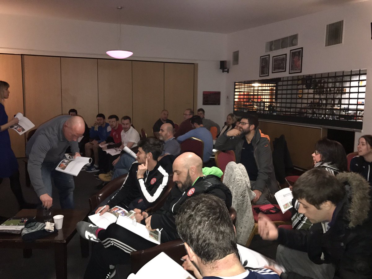 TheNewCroft's tweet image. Fantastic turnout @TheNewCroft @HaverhillRovers internal @SuffolkFA course this evening #developingcoaches
