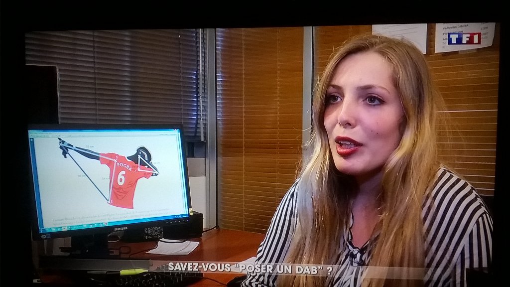 _Neolia_'s tweet photo. On la trouvé la prof de l'exo 😂 https://t.co/EOpgbkA4HO