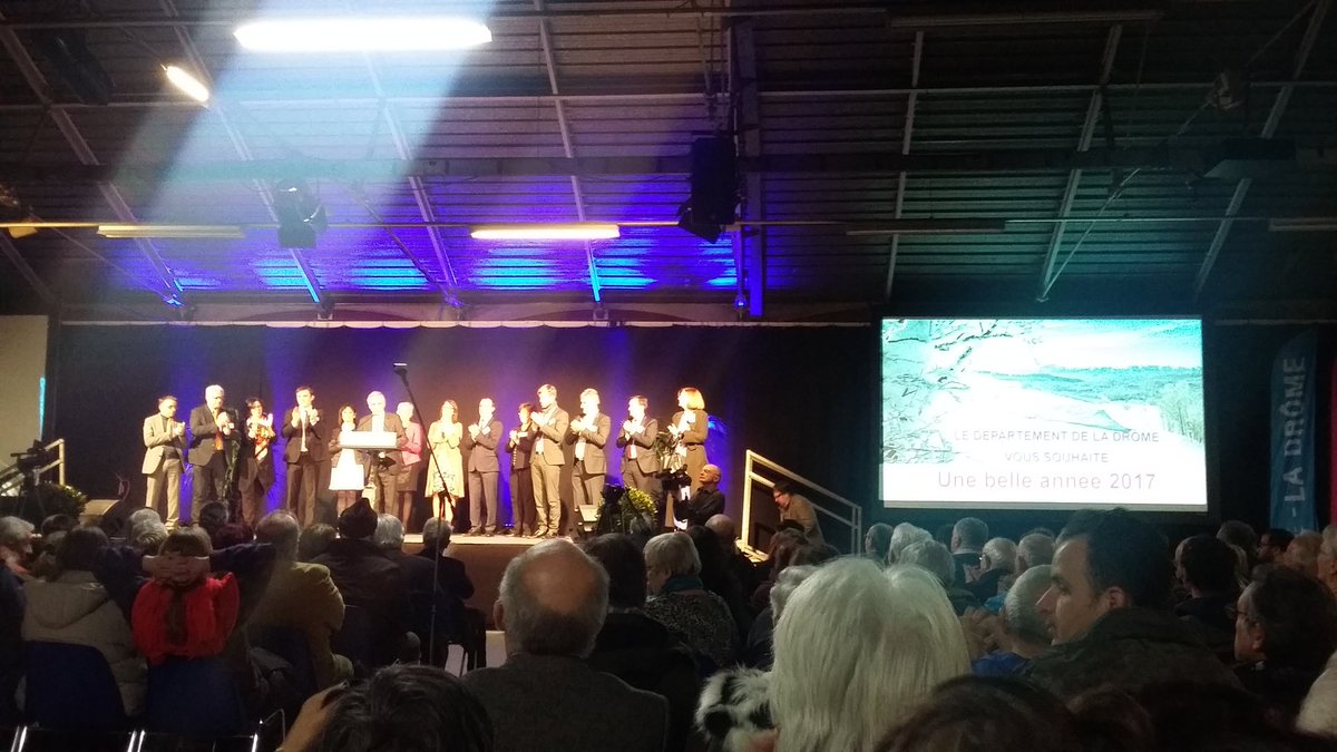 Voeux de <a href="/patricklabaune/">Patrick Labaune</a> : 1810 pers ! Hâte de voir la cage de verre à #CombeLaval et le pont des #GrandsGoulets. <a href="/drome_actu/">Actualités Drôme</a> <a href="/massifvercors/">vercors</a>