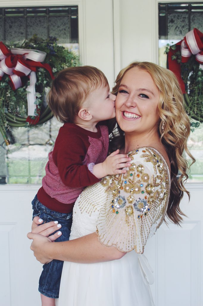 kenzienicole22's tweet photo. HAPPY BIRTHDAY TO MY FAVORITE LITTLE BOYFRIEND https://t.co/B7zsncOK1E