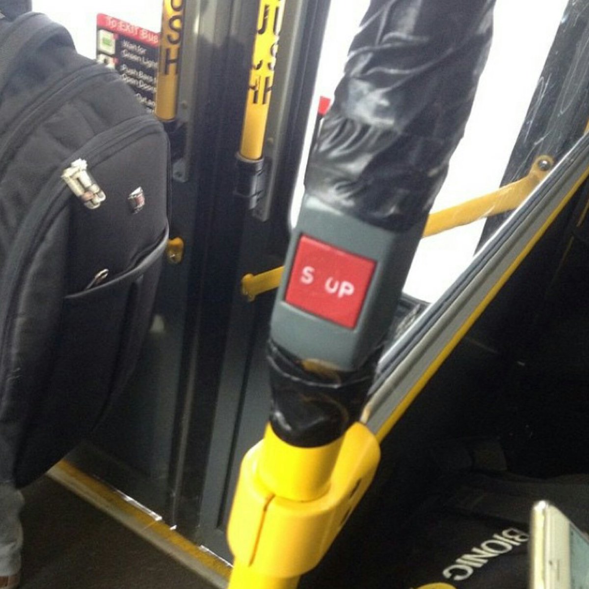 Transit_Central's tweet photo. Gotta love the duct tape! #ttc #bus #stoprequested https://t.co/e9Rxj26kdW