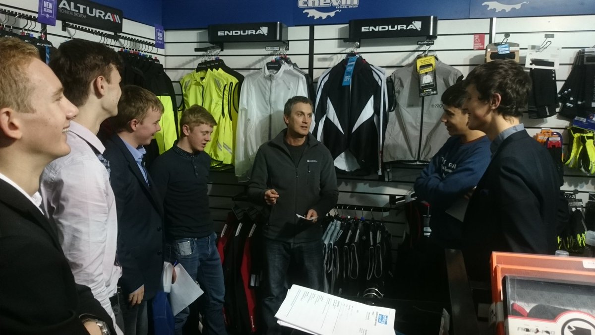 messycyclist99's tweet photo. Launch night for Otley CC Chevin Cycles Youth and Junior Team new sponsors @TMCyclePackages and @MAXGEARRT #Excitement2017 https://t.co/VaPtzWYuCp