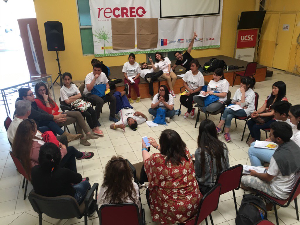seerrazuriz's tweet photo. Reunión d aprendizaje c guías y mentores en #recreoparatodos Cañete. Maravillosos avances @La_Segunda @fomentobiobio https://t.co/vX4XNJMMIc