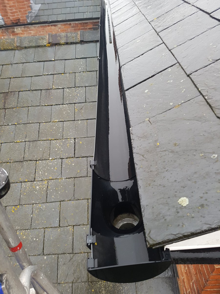 redspiderhire's tweet photo. Red spider hire...... gutter clearing service...... residential or commercial
#WorcestershireHour #safeaccess https://t.co/haGaX6MlbQ