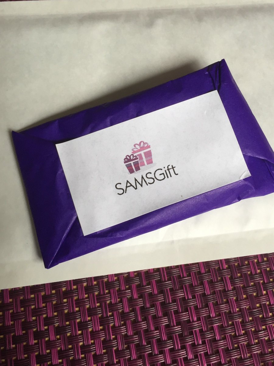 SAMSGiftuk's tweet photo. Sparkle in these gorgeous #Earrings £12 💖 
https://t.co/6dS3be3MMe #wedding #urbanchic #glam #blogger #glam #ootd https://t.co/khSBBOAL6l