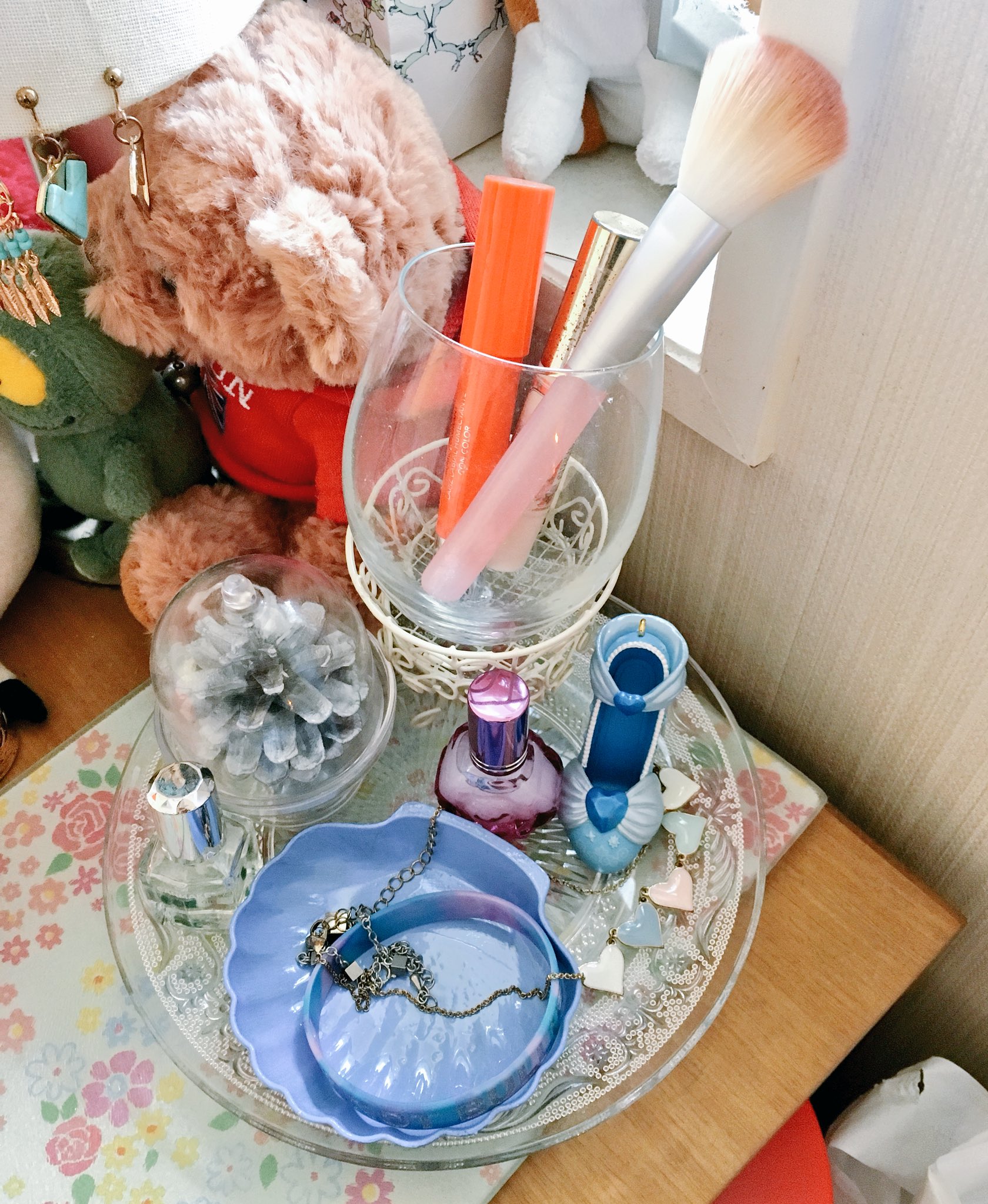 Dainty ダインティ セリアのお皿3枚目の写真の 塗装してみた いろんな色に塗りたい ハンドメイド好きさんと繋がりたい ハンドメイド シェル セリア 百均 Diy 貝殻 ゆめかわ Dainty ダインティ セリアのお皿3枚目の写真の 塗装してみた いろんな色に塗りたい ハンドメイド好きさんと繋がりたい ハンドメイド シェル セリア 百均 Diy 貝殻 ゆめかわ