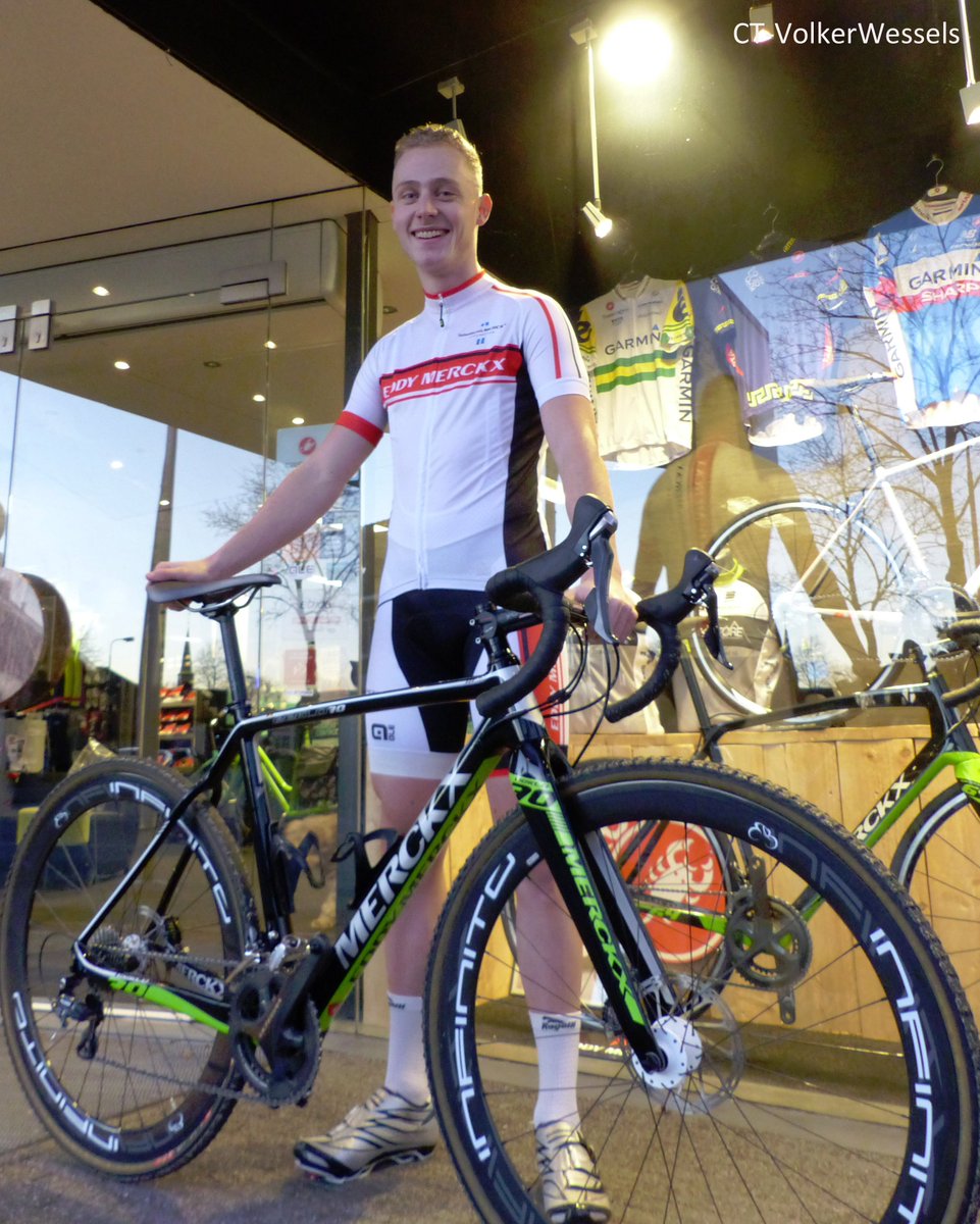 BT_Bikestore's tweet photo. A.s. zondag staat @StanWijkel aan de start van NK veldrijden... Dit voor zijn nieuwe ploeg @ctvolkerwessels (nog even in oude tenue) https://t.co/YyYXU2MCub