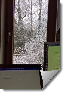StefanDerwort's tweet photo. #Munzingen
doch noch Schnee im Ort - Blick auf den Dorfgraben https://t.co/YpUJ44h6cT