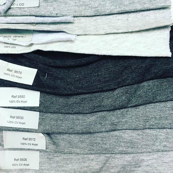 good__measure's tweet photo. Back on it after all that fizzy brightness it's time to choose a shade of grey marl for a new project. #marlgrey #goodmeasure  #sweatshirt https://t.co/y7MLGrortX