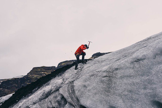 OneGoalDenver's tweet photo. How do the top 3% of Harvard MBAs differ from peers? They have clear, written goals with plans for achieving them. #goals #exercise #health https://t.co/jy9ULtqHX2