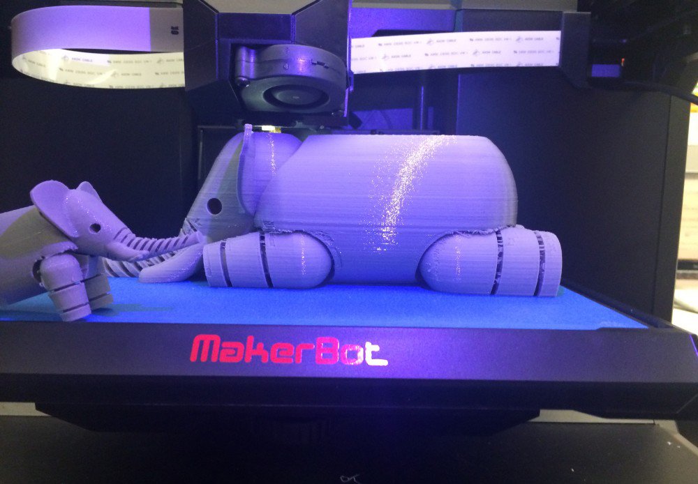 Autodesk_DE's tweet photo. .@LeFabShop nutzt @adskFusion360 um Produkte völlig neu zu gestalten #madewithautodesk https://t.co/BlXjf7YHzg https://t.co/pJ0n3A2L6g