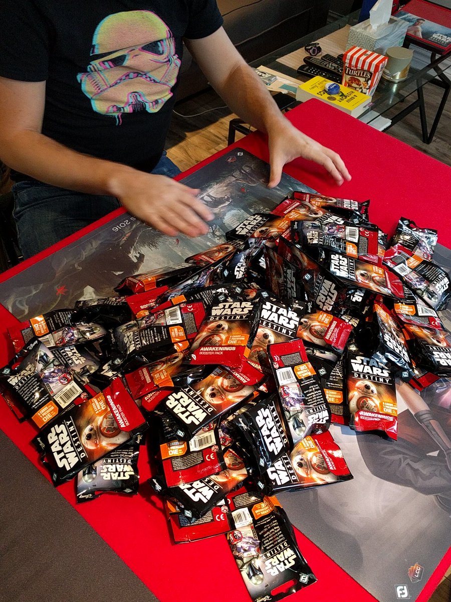 ThroneRunner's tweet photo. We are back at it again! #starwarsdestiny @FFGames https://t.co/38Ek9ibqp5
