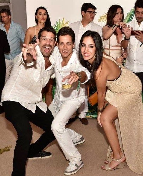 FiveStarNYE's tweet photo. #Miami #fivestar2017  #anonovo2017  #reveillon2017 #NewYearsEve #reveillon #anonovo https://t.co/4ae8Qh7D6P https://t.co/lOqxX0NSa8