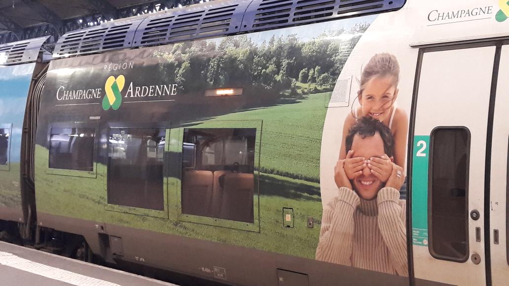 cecile_brunel's tweet photo. Sur le retour: les beaux #TER  de la #RegionChampagne-Ardenne.
Merci à l'équipe @cdlcmsncf pour son accueil 🖒 https://t.co/vU5zyFtq9G