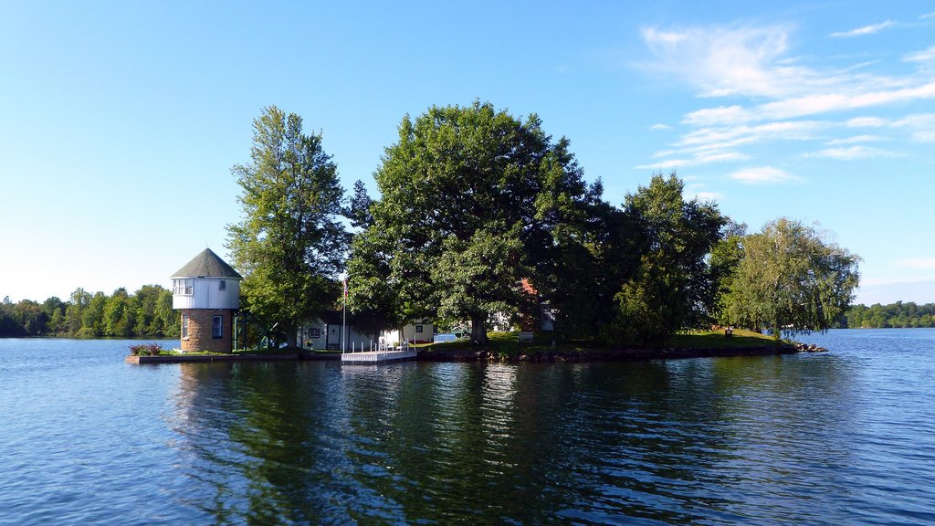 In #NYTimes, <a href="/doctorow/">Cory Doctorow NONCONSENSUAL BLUE TICK</a> talked about Grindstone Island, Big Rideau Lake.  What about you, must see for visitors to Ont?