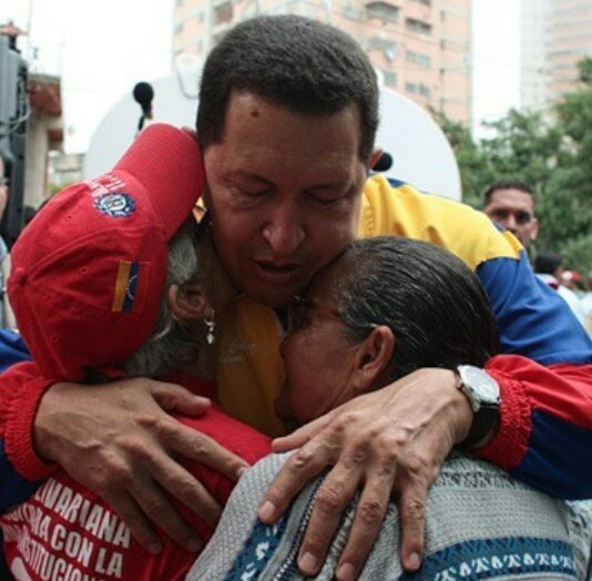 gestionperfecta's tweet photo. #A46MesesDeTuSiembraComandante seguirás siendo el #ChavezIndestructible que nos fortalece en cada batalla! ¡Amor con amor se paga! https://t.co/DttKDTIoky