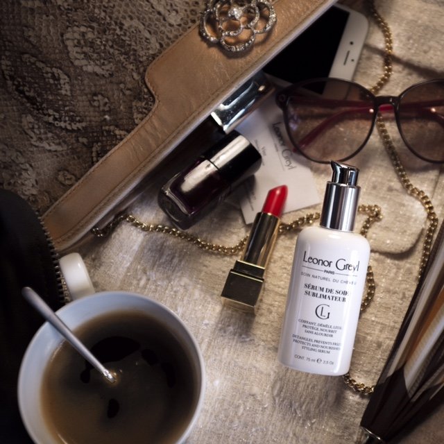 PetitMilkRoses's tweet photo. ¿Te gusta lucir un pelo estupendo siempre? Nunca olvides en tu bolso el Sérum de Soie Sublimateur de #LeonorGreyl 👉https://t.co/gpCUTsOTgb https://t.co/ETE1t9zVNt