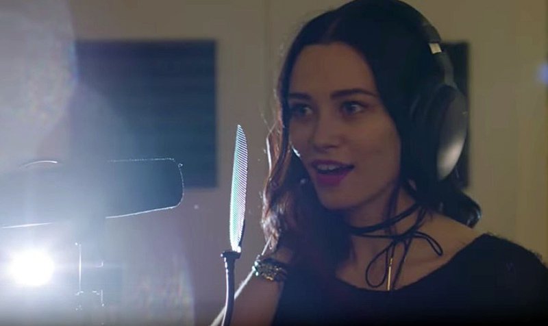 microsiervos's tweet photo. Todas las «trampas» que hacen los cantantes de hoy en día (y no solo el Auto-Tune)  #música https://t.co/7QtfKzyZpS https://t.co/UrDify4kRo