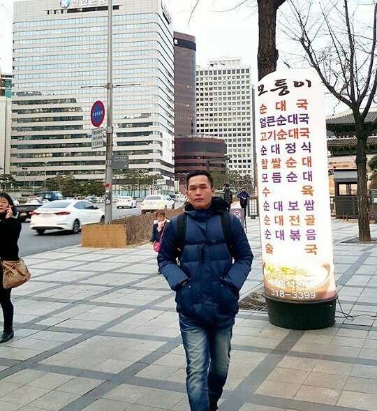 Lagi liburan nih di korea @HKI_Danny ... O
Oleh2nya jangan lupa ya chef