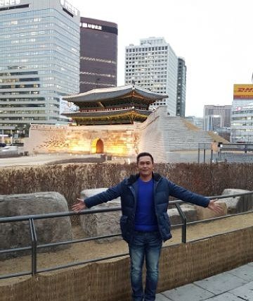 Chef danny in south korea wkwk