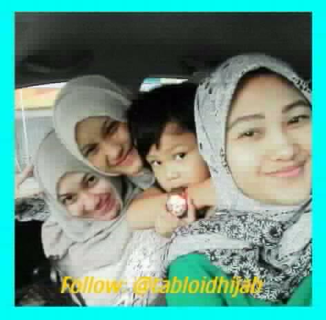 TabloidHijab's tweet photo. #TabloidHijab #ModelHijab >> Ira Zulfa https://t.co/IEd1Pq284l