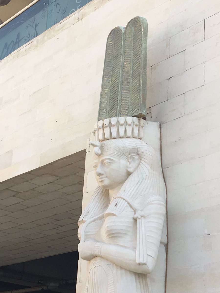 TravelGerhard's tweet photo. Fuck, verlaufen... #lostInDubai https://t.co/0vRMINWlsO