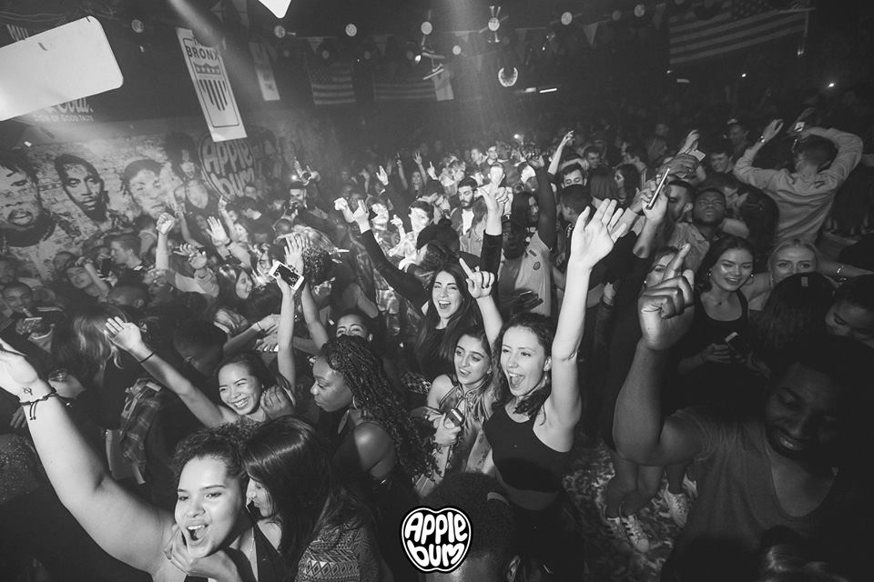 ApplebumUK's tweet photo. This is how NYE went down at @TheGarageHQ - thanks to all those who played and partied! 

more pics>> https://t.co/QkFVIMUuMn https://t.co/kZE7Cdd4Hx