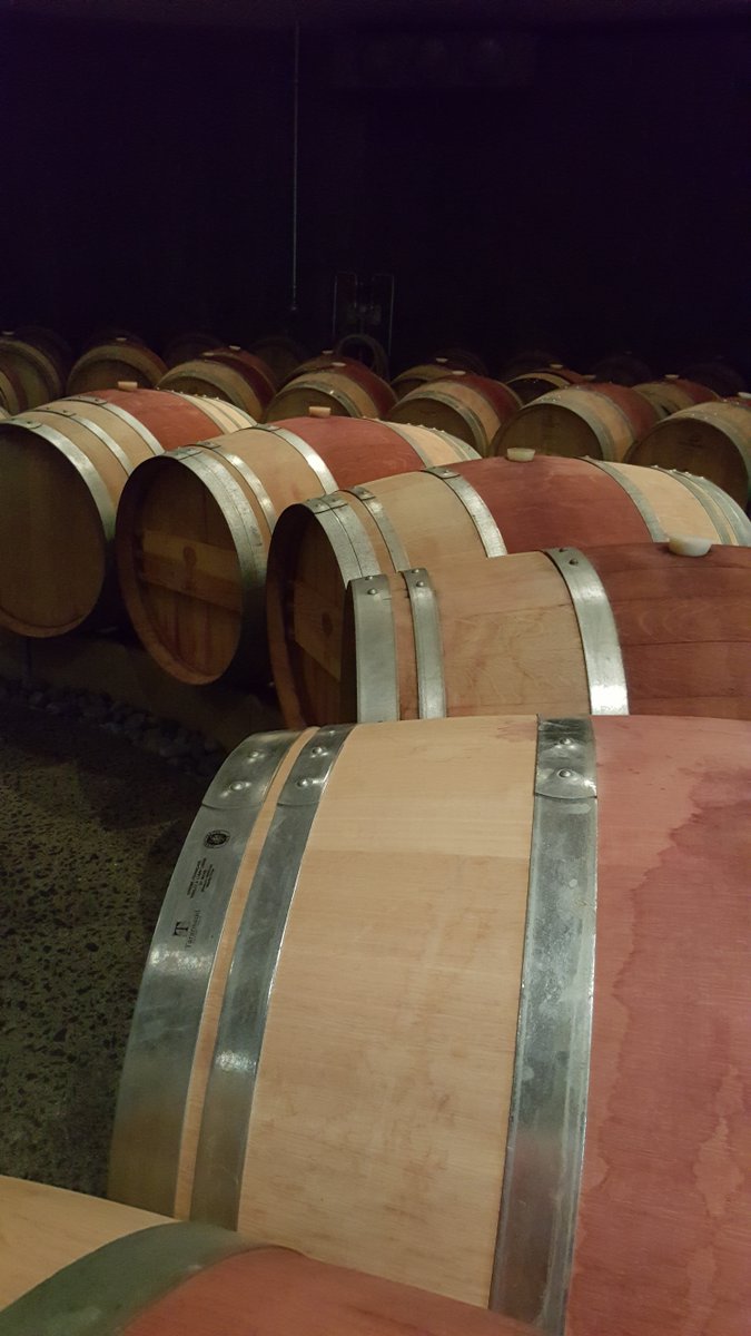 LoudounFarms's tweet photo. Food &amp; Wine listed their favorite Virginia wineries and included 5 Loudoun wineries! #loveloudoun https://t.co/bhXmw7Dicd https://t.co/2ryR0tNDge