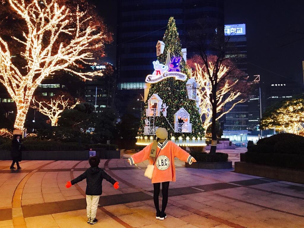 FCH_48's tweet photo. あけましておめでとうございます ！！ 

年始を満喫した私の写真を見て
癒されてください ☺

🌸🌸🌸 https://t.co/0nBlXCzkfF