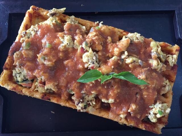 conAntojomx's tweet photo. ¿Alguna vez has probado los Wafles salados? Estos están cubiertos de machaca con huevo y salsa https://t.co/6s0z5GnUca @LeMunchieri https://t.co/p1TJl63dHi