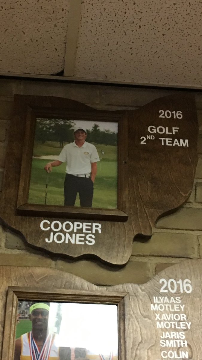 CentervilleGolf's tweet photo. Cooper is immortalized at CHS after his accomplishments at the State Tournament! Congrats Cooper! #Prepared2Win https://t.co/idDGRroEq2