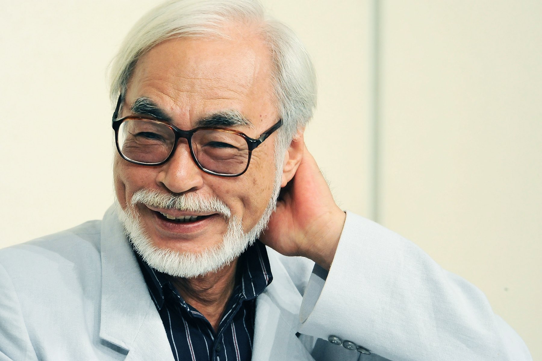  (      ) Happy 76th Birthday, Hayao Miyazaki! 