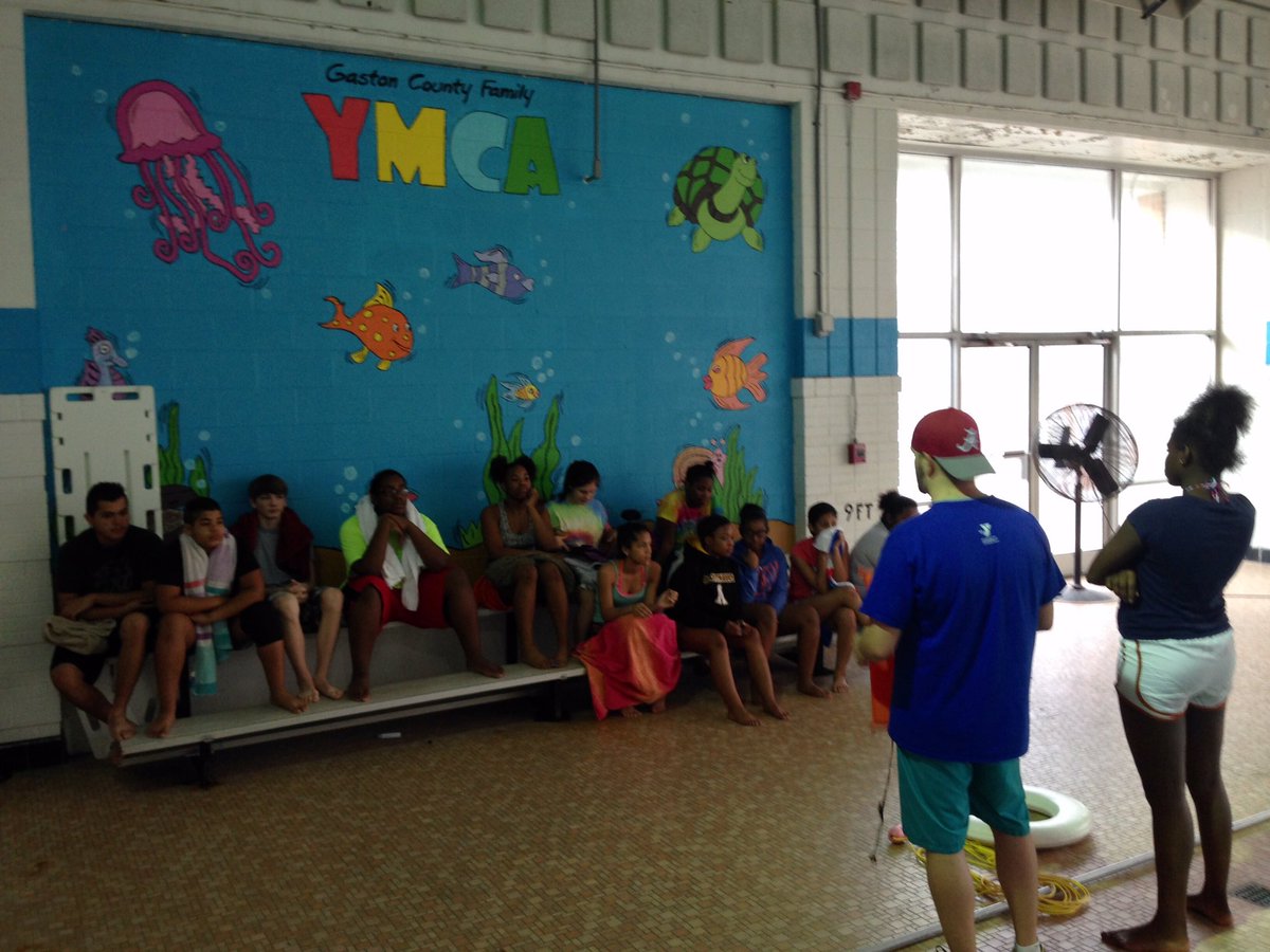 YCMScounseling's tweet photo. Physical Education classes @YorkChesterMS are learning water safety &amp; playing water football for fun thanks to partnership with @YMCAGaston https://t.co/tpJBuo9FVY