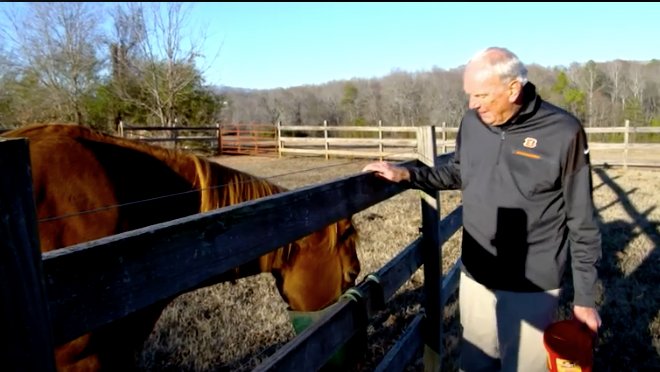 Happy 72nd birthday to Sam Wyche. What a life he\s leading...with a new heart.
 