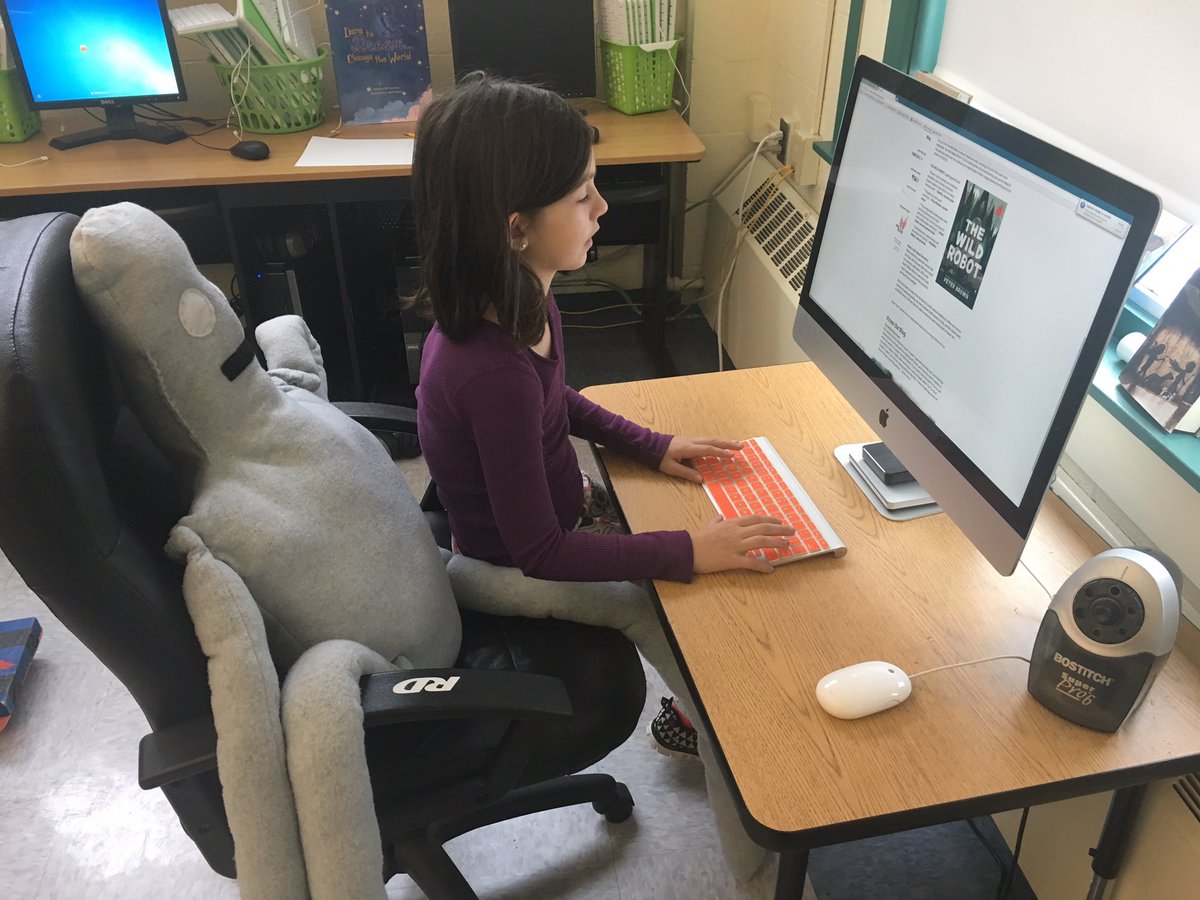 LesleyScheele's tweet photo. We want the The Wild Robot to win a Newbery so we are starting a daily "Roz on the Shelf"! @itspeterbrown #rozmustwin #weloveRoz #Rozrocks! https://t.co/IZbL3hJnVK