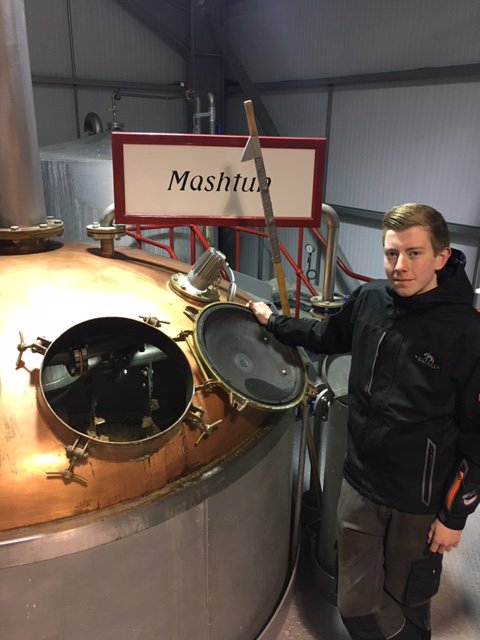 wolfburn_whisky's tweet image. Boiler on, water hot, first #mash of #2017 is under way. Innes starts on our fifth year since reopening #Wolfburn #singlemalt #whiskey