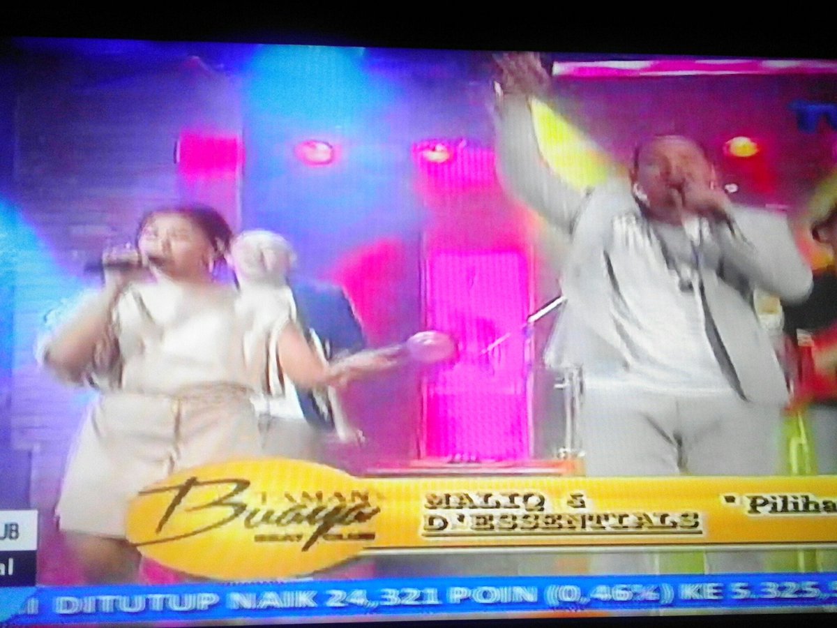 Ah mimin telat...  Udah pilihanku ternyata selamat malam semuanya 😄✌