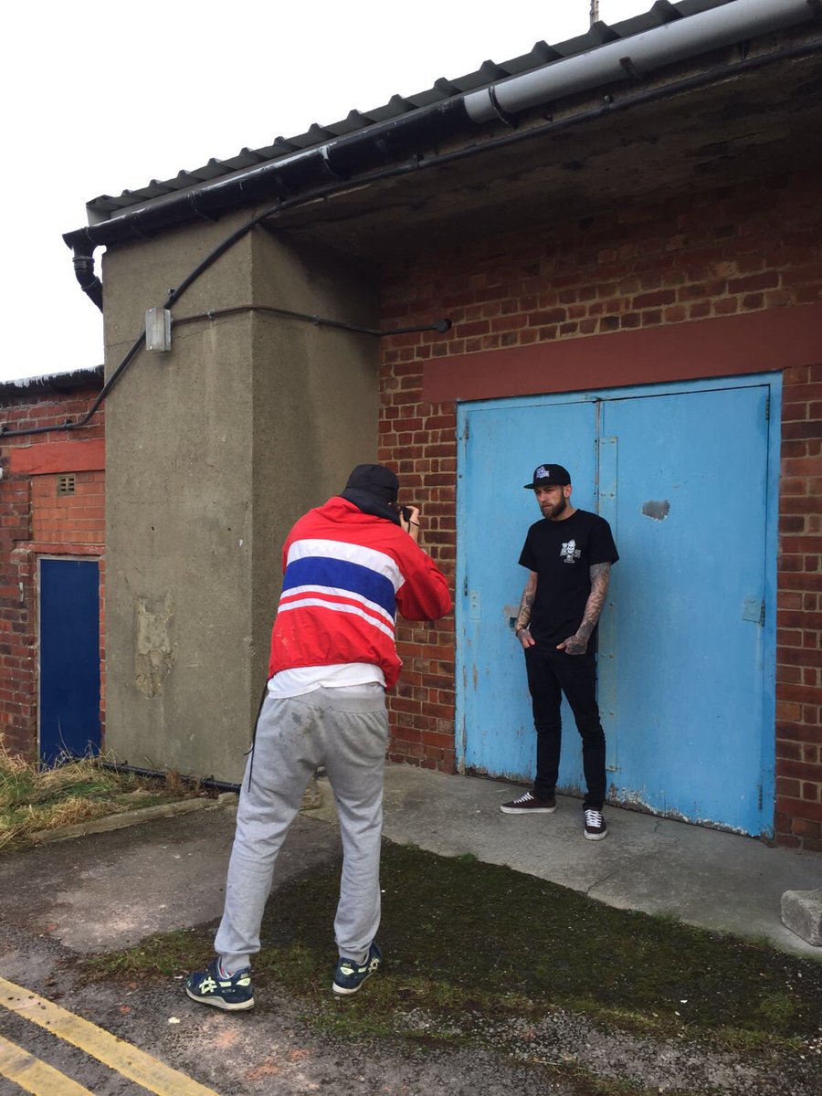 influentialCB's tweet photo. Behind the scenes #influentialclothing #streetwear #skull #snapback #script #graffiti #tattoo #tattoos #skateboard #rap #grime https://t.co/ZVpNLXlzEw