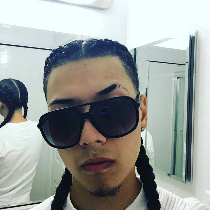 RimShanen's tweet photo. ✨🎂Chillin, relaxing, chillout together with #liveme SUGAR-STEVO🇷🇺💯
https://t.co/ASqozlXlHD https://t.co/V9V8CSuWi8