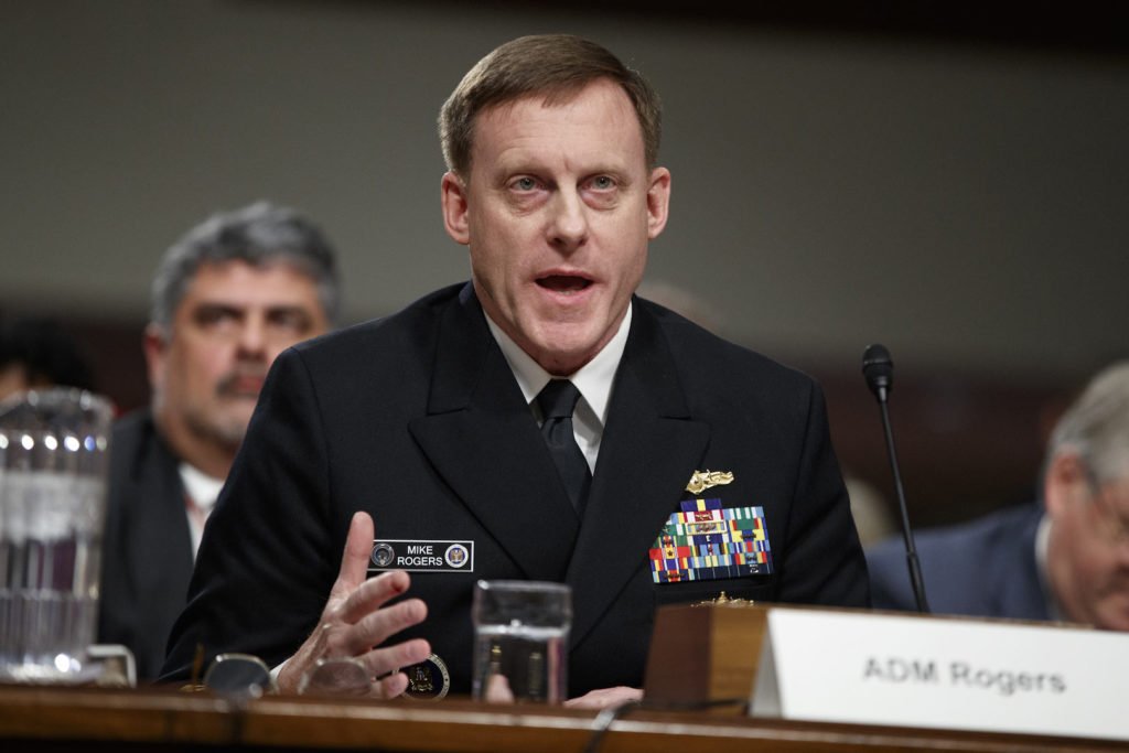 VICENews's tweet image. US Cyber Command chief says agents could quit in droves if Trump keeps mocking them bit.ly/2jfOhzq